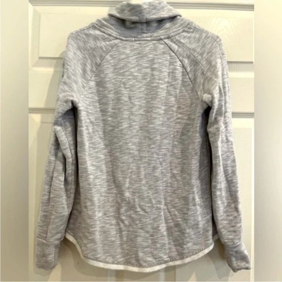 GAP drawstring sweatshirt - Picture 3 of 8